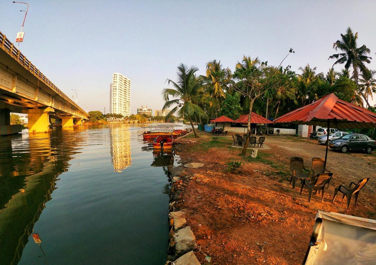 Shalom Palace Kochi Eksteriør bilde